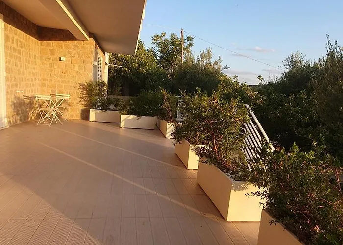 Med Affittacamere Palinuro